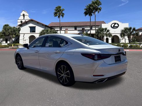 New 2025 Lexus ES 350 w/ Premium Package image 4