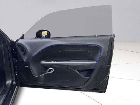 Used 2018 Dodge Challenger T/A image 40