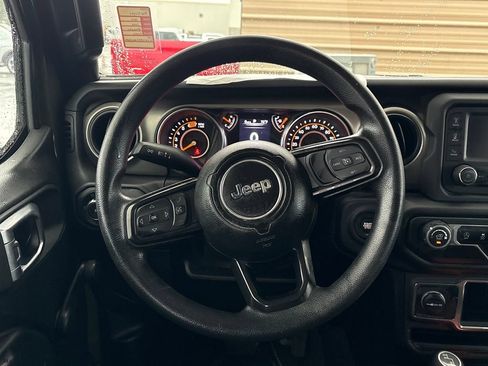 Used 2021 Jeep Wrangler Unlimited Sport AWD/4WD image 11