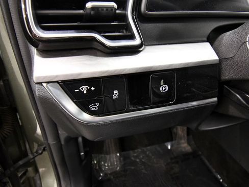 Certified 2023 Kia Sportage X-Line w/ X-Line Premium Package AWD/4WD image 20