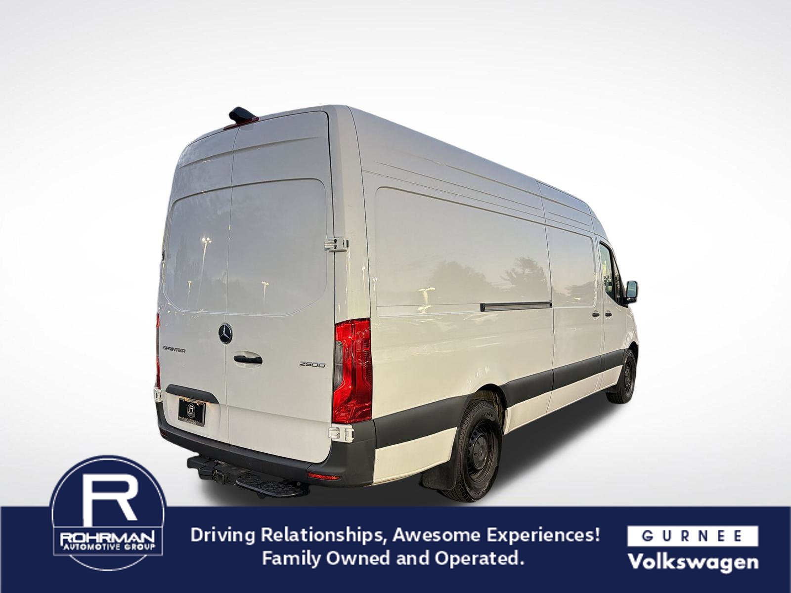 Used 2025 Mercedes-Benz Sprinter 2500 image 9