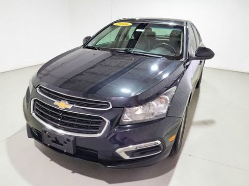 Used 2016 Chevrolet Cruze LT image 15