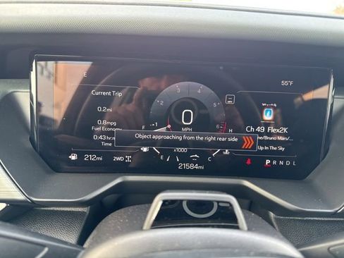 Certified 2024 GMC Acadia AT4 w/ Super Cruise Package AWD/4WD image 8