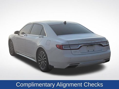 Used 2019 Lincoln Continental Select w/ Continental Climate Package AWD/4WD image 6
