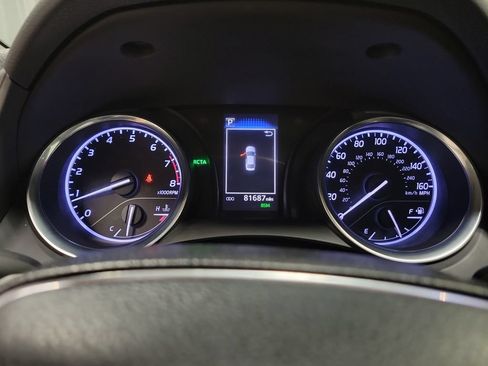 Used 2020 Toyota Camry SE w/ Convenience Package FWD image 23