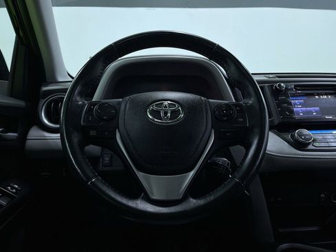 Used 2018 Toyota RAV4 XLE AWD/4WD image 20