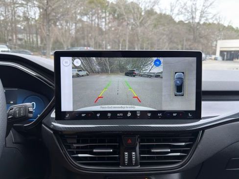 Used 2023 Ford Escape ST-Line Elite image 19