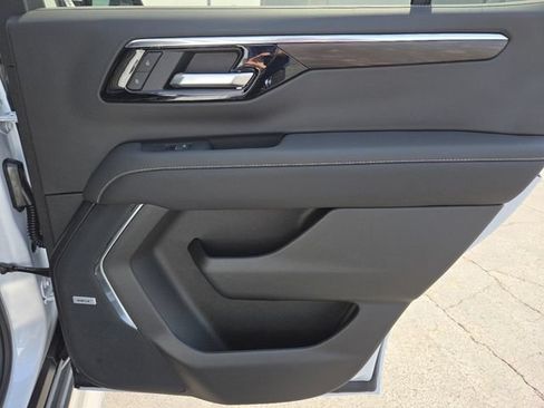 New 2026 Chevrolet Tahoe Premier AWD/4WD image 32