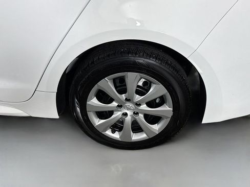 Certified 2025 Toyota Corolla LE FWD image 34