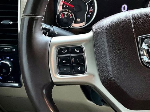 Used 2018 RAM 1500 Laramie image 13