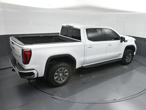 Used 2024 GMC Sierra 1500 AT4 w/ Technology Package AWD/4WD image 38