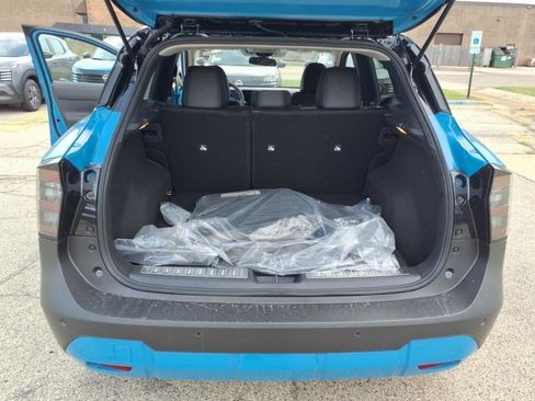 New 2025 Nissan Kicks SR w/ Illumination Package image 39