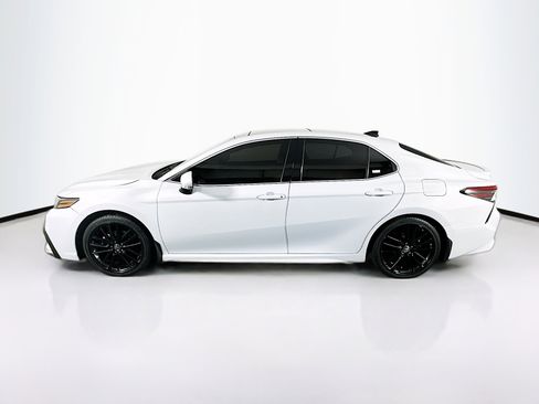 Used 2023 Toyota Camry XSE image 4