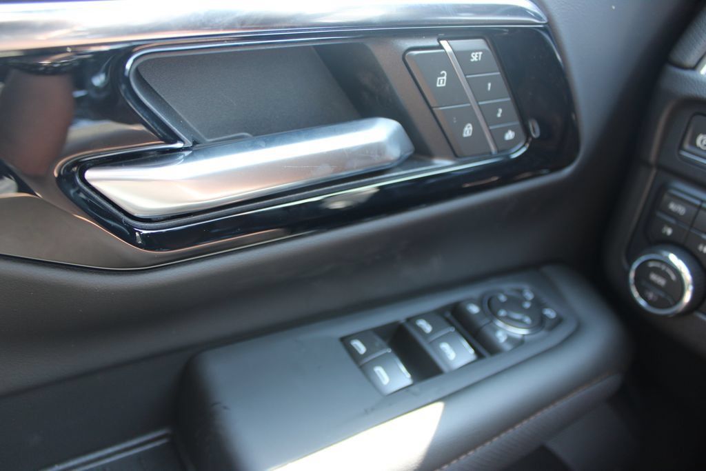 New 2026 Chevrolet Tahoe High Country AWD/4WD image 48