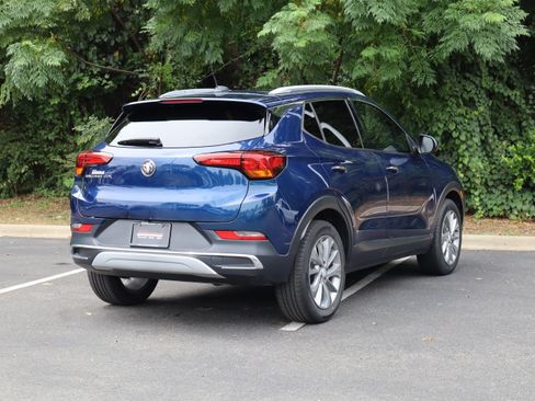 Used 2023 Buick Encore GX Essence w/ Experience Buick Package FWD image 10