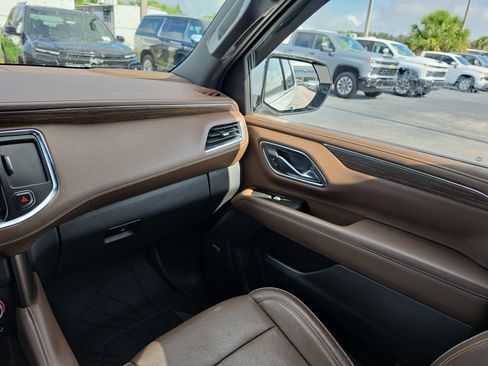 Certified 2023 Chevrolet Tahoe High Country AWD/4WD image 10