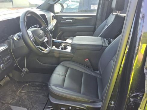 Used 2025 Chevrolet Tahoe RST w/ Comfort Package AWD/4WD image 6