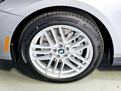 Used 2025 BMW 540i xDrive w/ Premium Package AWD/4WD image 8