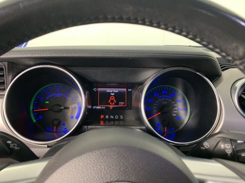 Used 2021 Ford Mustang Premium RWD image 23