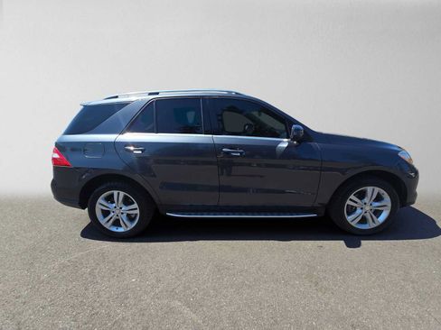Used 2015 Mercedes-Benz ML 350 4MATIC image 2
