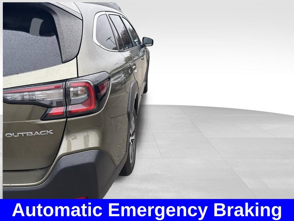 Used 2023 Subaru Outback Premium AWD/4WD image 6