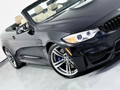 Used 2016 BMW M4 Convertible image 4