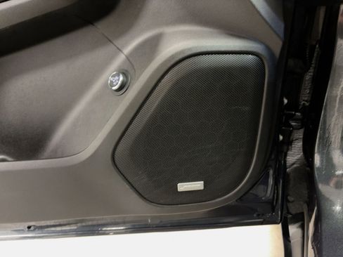 Used 2023 GMC Acadia Denali w/ Denali Ultimate Package image 22