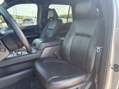 Used 2021 Ford Expedition XLT RWD image 24