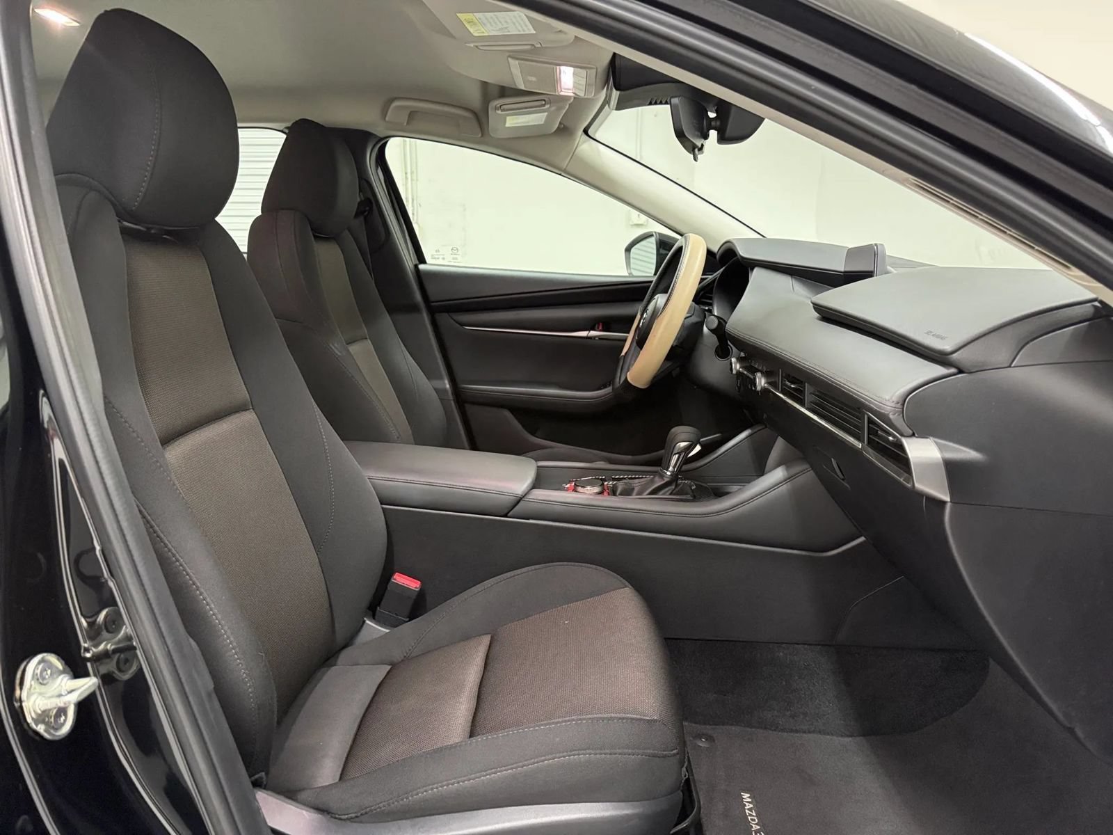 Used 2021 MAZDA MAZDA3 s FWD image 13