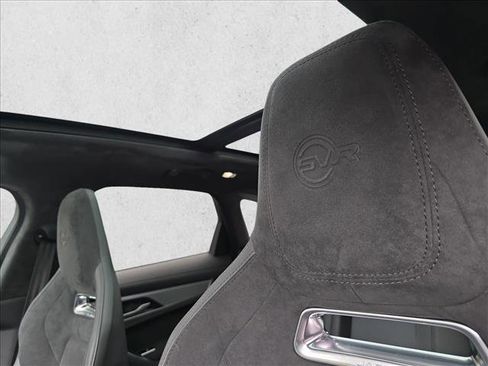 Certified 2024 Jaguar F-PACE SVR image 30