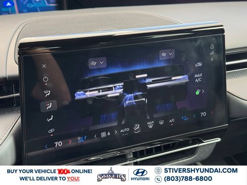 Used 2025 Lincoln Nautilus Reserve AWD/4WD image 40