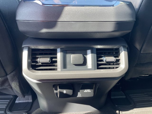 Used 2024 Ford F150 Lariat w/ Bed Utility Package AWD/4WD image 22