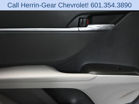 Used 2023 Toyota Camry SE w/ Convenience Package FWD image 17