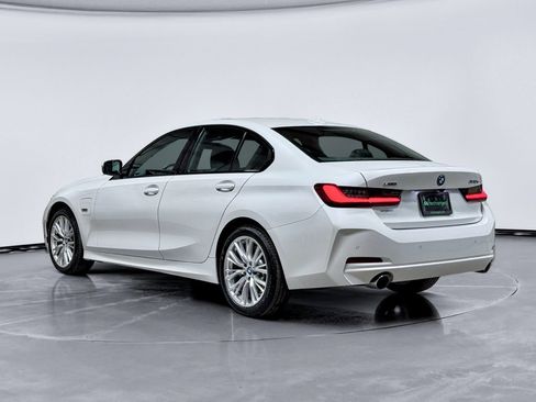 Used 2023 BMW 330e xDrive w/ Premium Package image 2