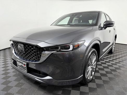 Used 2023 MAZDA CX-5 Signature AWD/4WD image 3