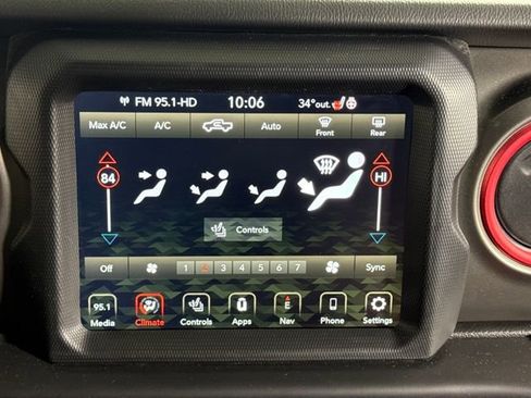 Used 2022 Jeep Gladiator Rubicon w/ Cold Weather Group image 24