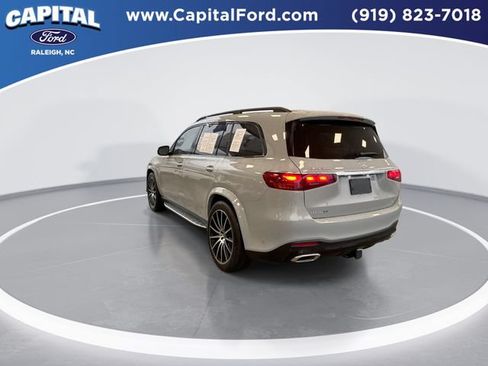 Used 2024 Mercedes-Benz GLS 580 4MATIC image 6
