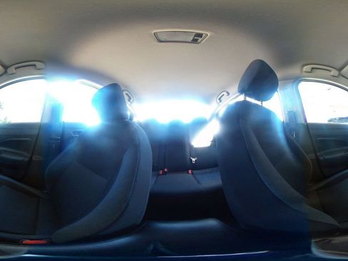 Used 2025 Nissan Versa SV FWD image 42