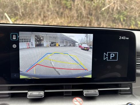 Used 2024 Hyundai Kona SEL FWD image 54