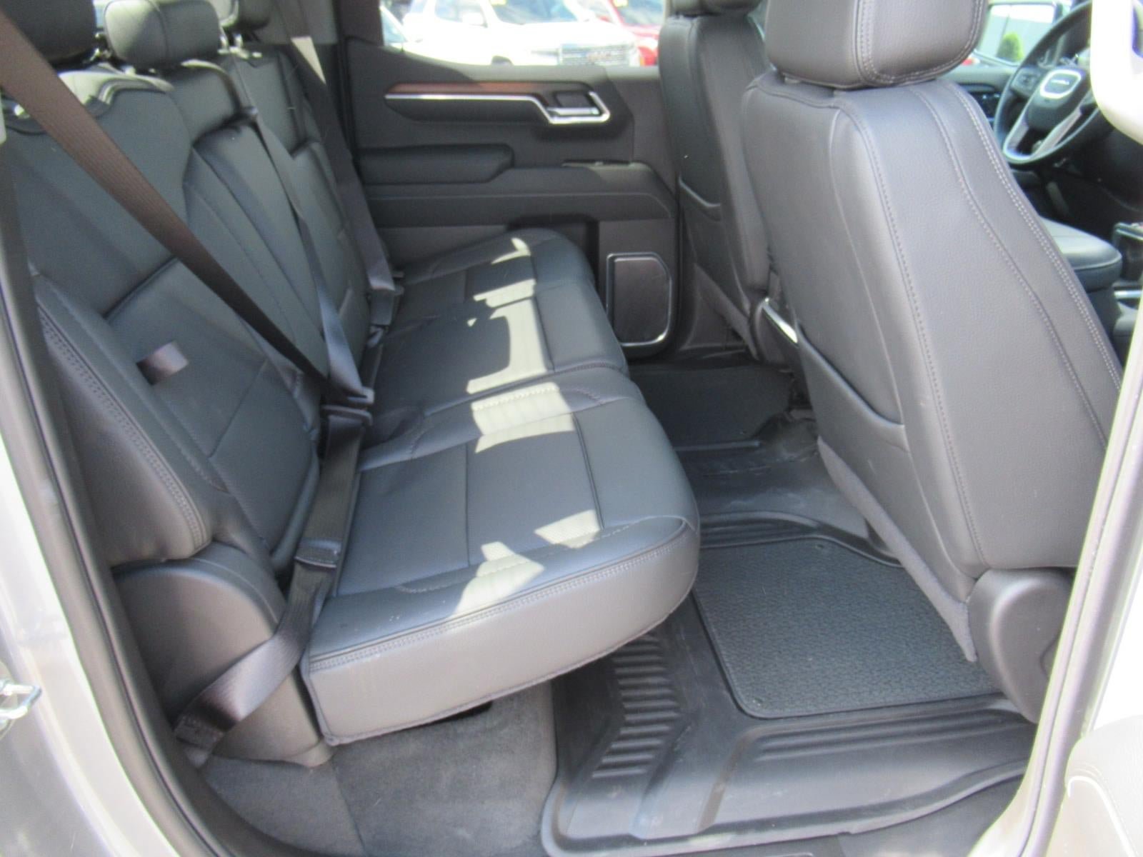 Used 2025 GMC Sierra 1500 Denali w/ Denali Reserve Package AWD/4WD image 38
