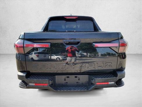 Used 2022 Hyundai Santa Cruz SEL w/ Activity Package FWD image 6
