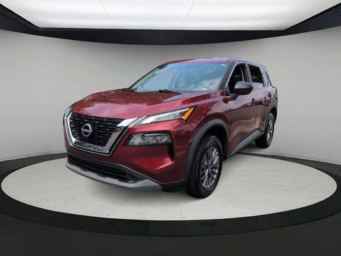 Used 2023 Nissan Rogue S AWD/4WD image 4