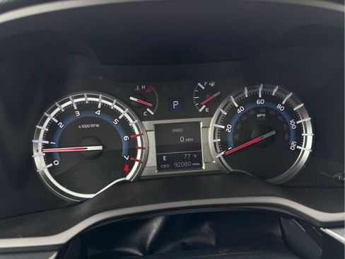 Used 2018 Toyota 4Runner SR5 Premium AWD/4WD image 17