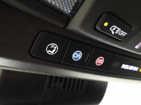 Used 2025 GMC Sierra 1500 Denali w/ Technology Package image 19