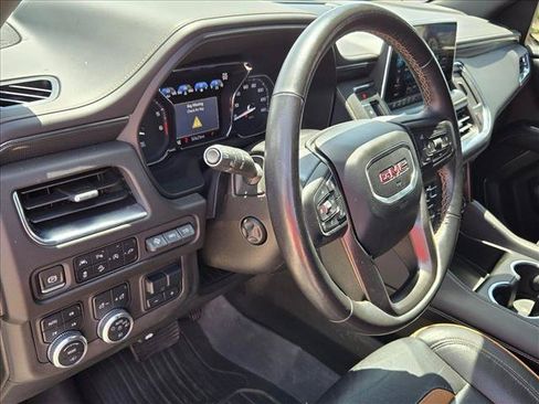 Used 2021 GMC Yukon AT4 w/ AT4 Premium Plus Package AWD/4WD image 9