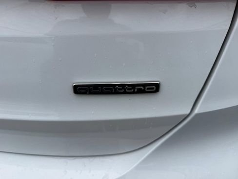 Used 2024 Audi Q3 2.0T Premium AWD/4WD image 8