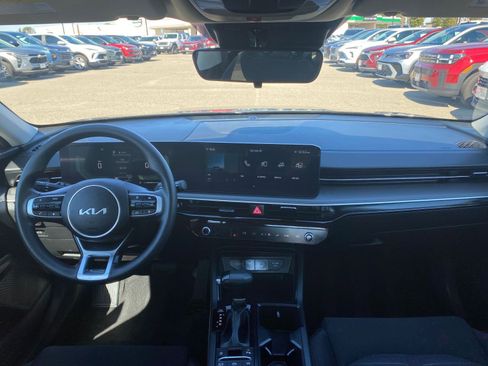 Used 2025 Kia K5 LXS image 34