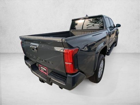 Used 2025 Toyota Tacoma SR5 image 2