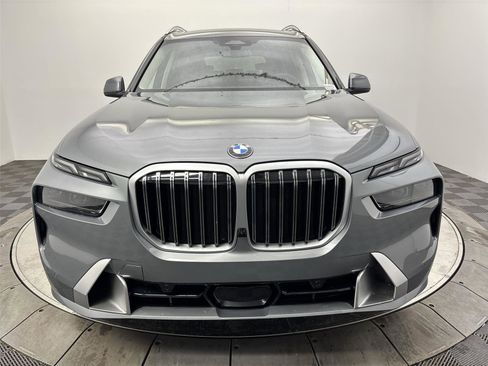 New 2026 BMW X7 xDrive40i w/ Premium Package image 14