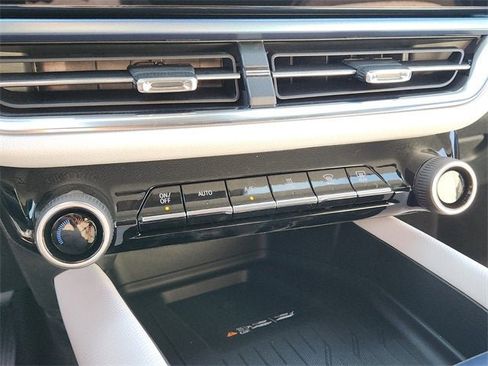 New 2026 Chevrolet Equinox EV LT image 13